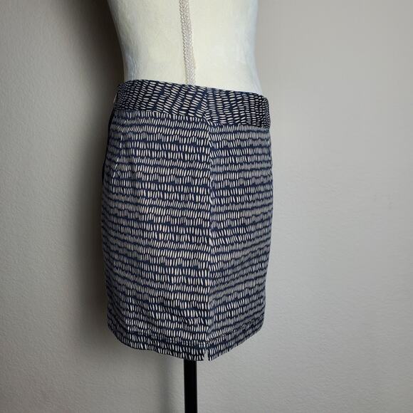 Urban Outfitters Printed Shorts 10 - Picture 7 of 7